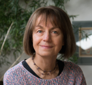 Elias und die Oma aus dem Ei